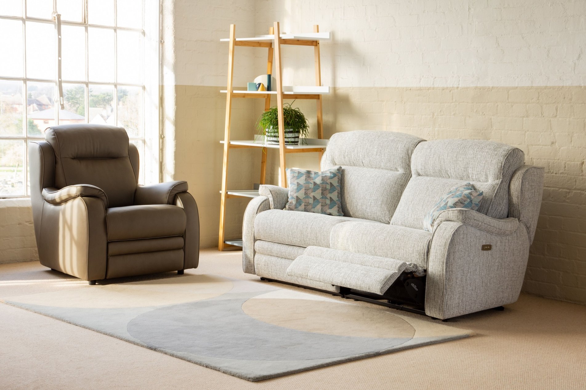Parker Knoll Boston Sofas & Chairs | Call Us Now | Claytons Carpets Lincoln