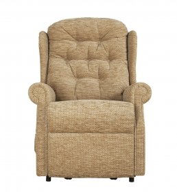 Celebrity Woburn Petite Manual Recliner Chair