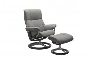 Stressless *QUICKSHIP* Mayfair Medium Recliner Chair & Footstool (Signature Base) (Silver Grey/Grey)