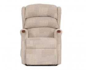 Celebrity Westbury Petite Manual Recliner Chair