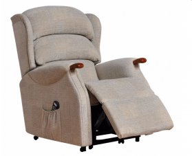 Celebrity Westbury Grande Dual Motor Recliner Chair